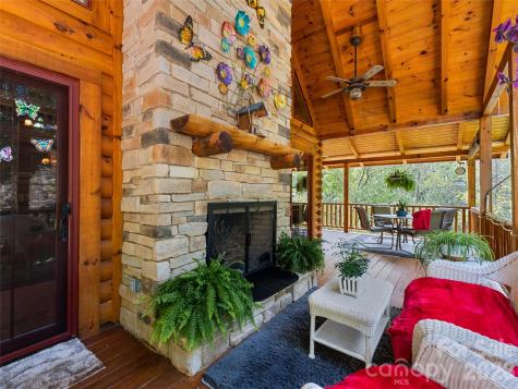 648 Suntrace Circle Cullowhee NC 28723