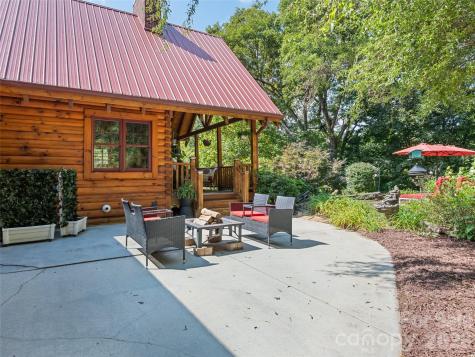 648 Suntrace Circle Cullowhee NC 28723