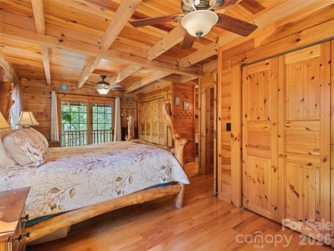 648 Suntrace Circle Cullowhee NC 28723