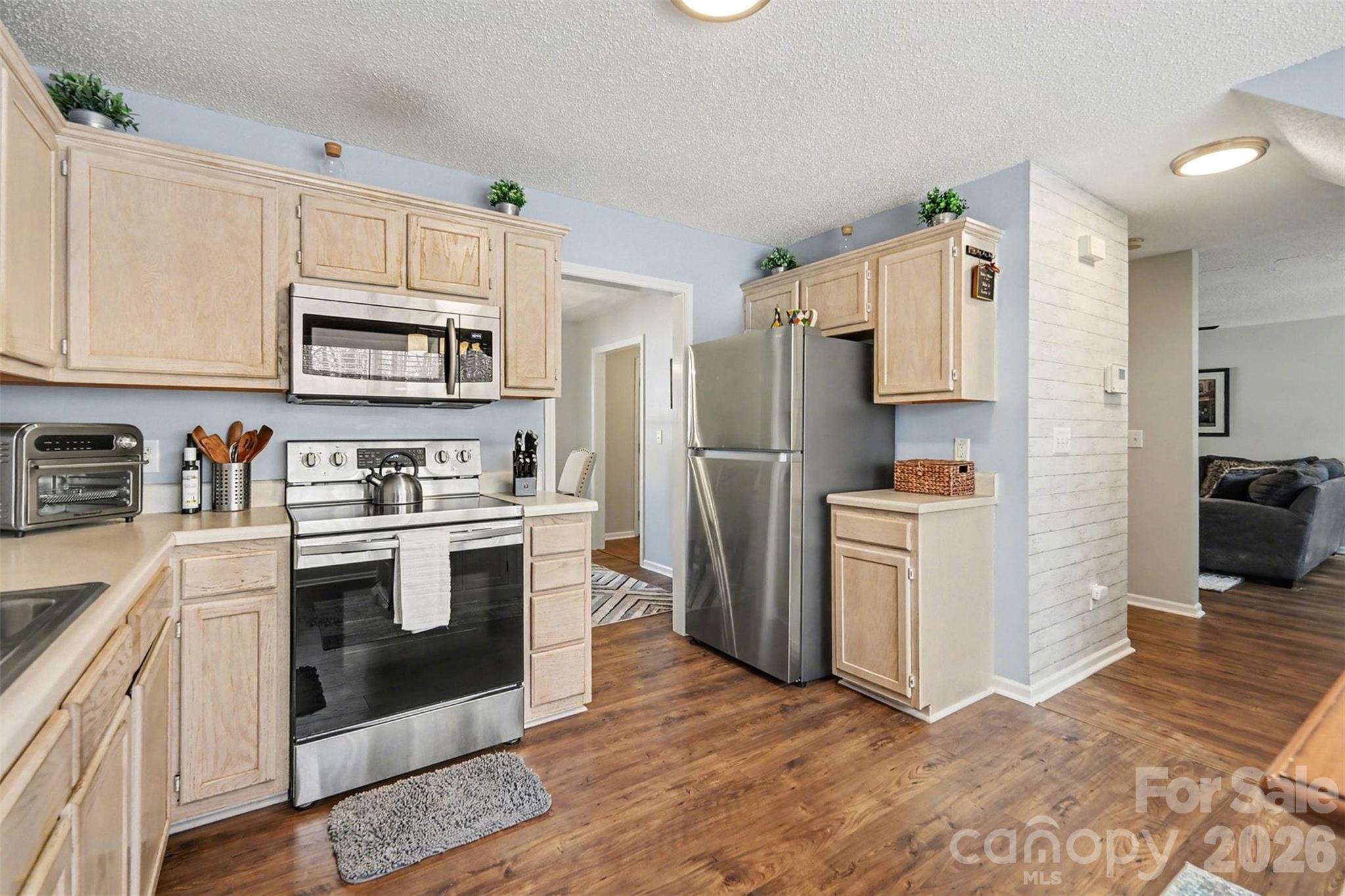 6323 Pine Hollow Drive Charlotte NC 28212