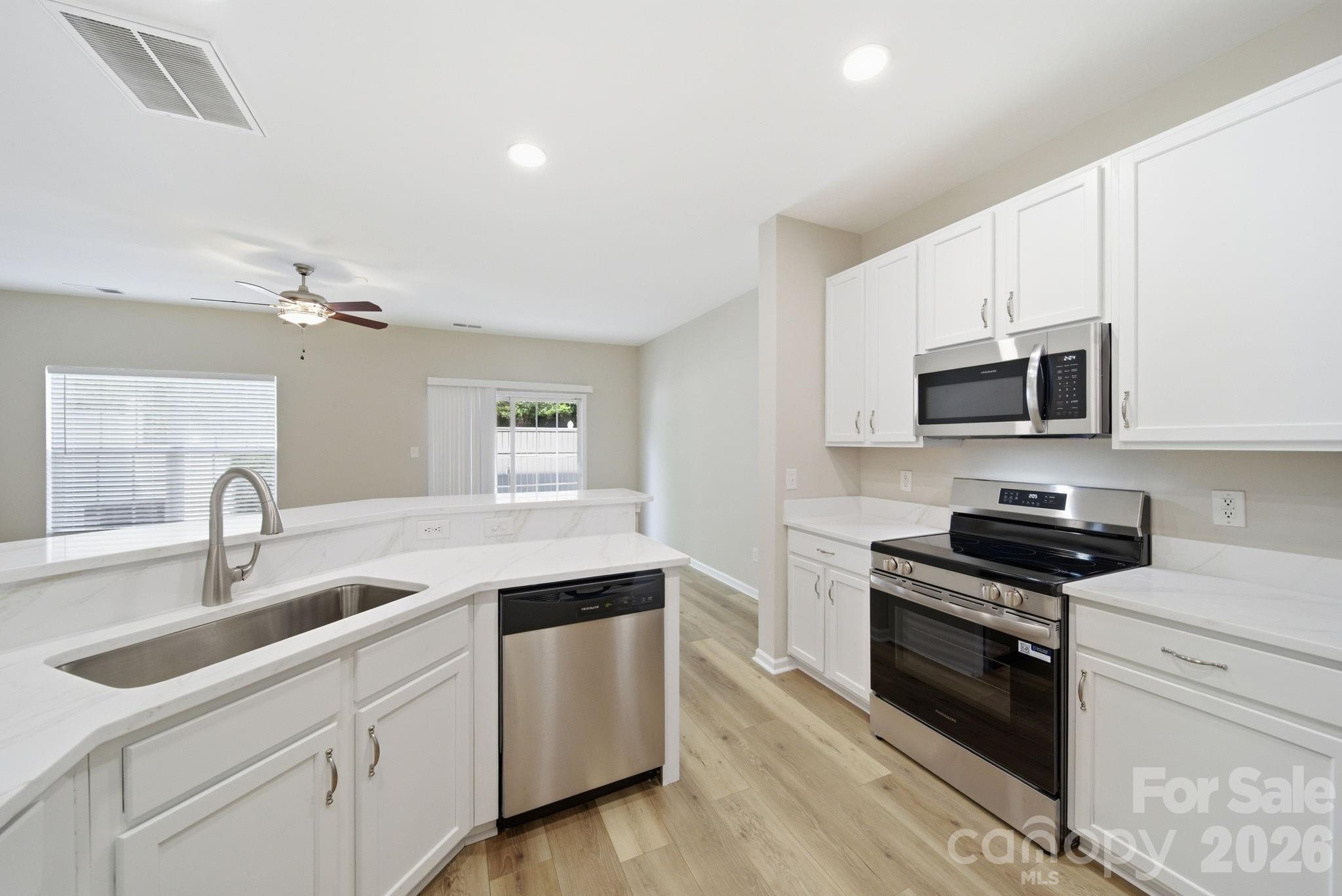 12429 Stratfield Place Circle Pineville NC 28134