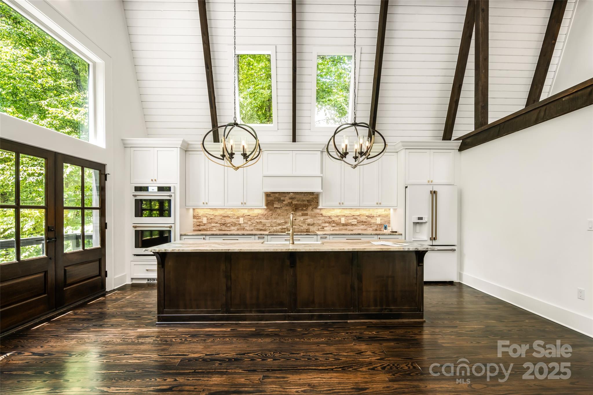 50 Turkey Trot Lane Burnsville NC 28714