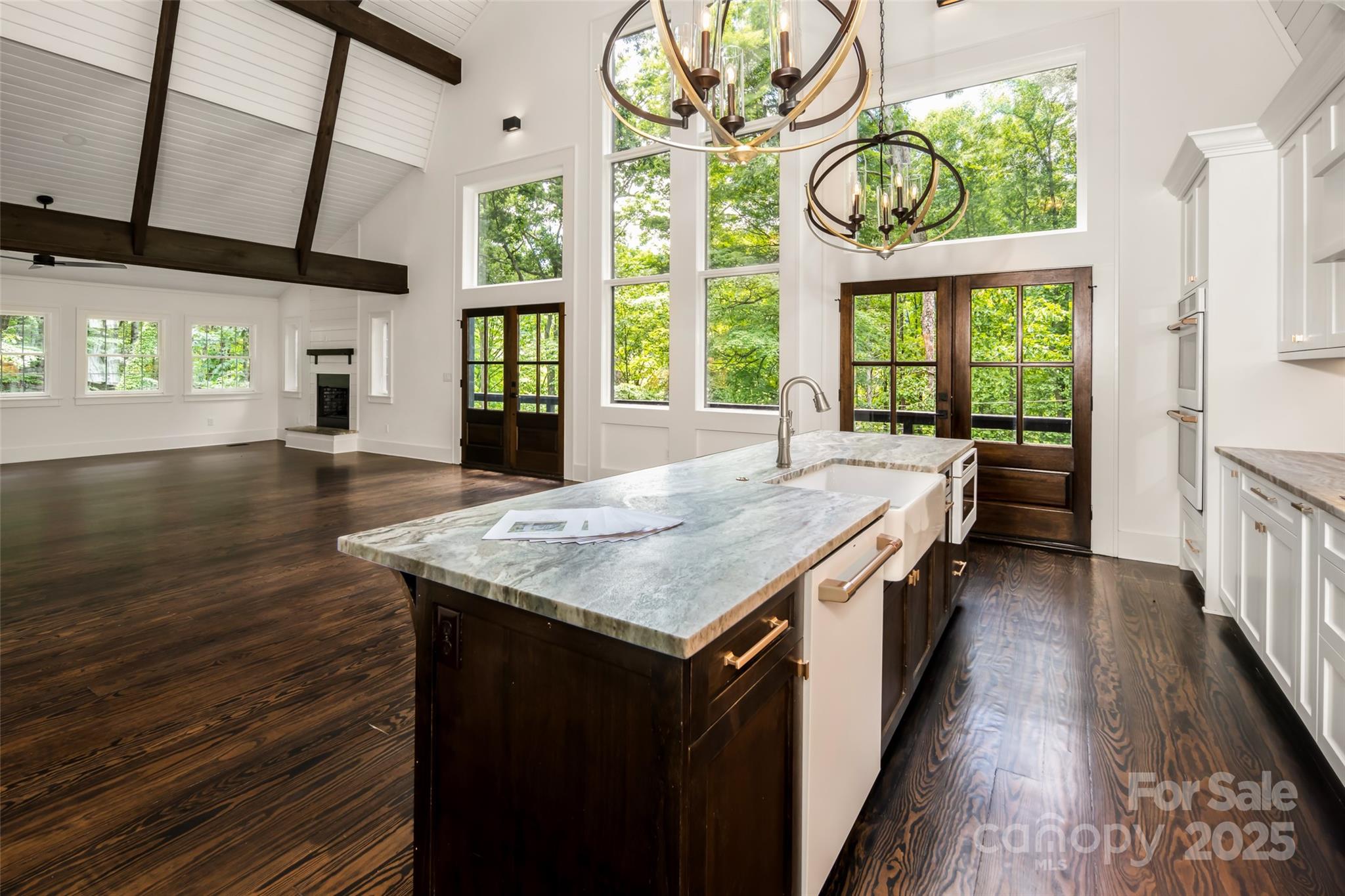 50 Turkey Trot Lane Burnsville NC 28714