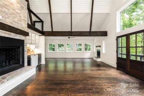 50 Turkey Trot Lane Burnsville NC 28714