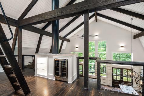 50 Turkey Trot Lane Burnsville NC 28714