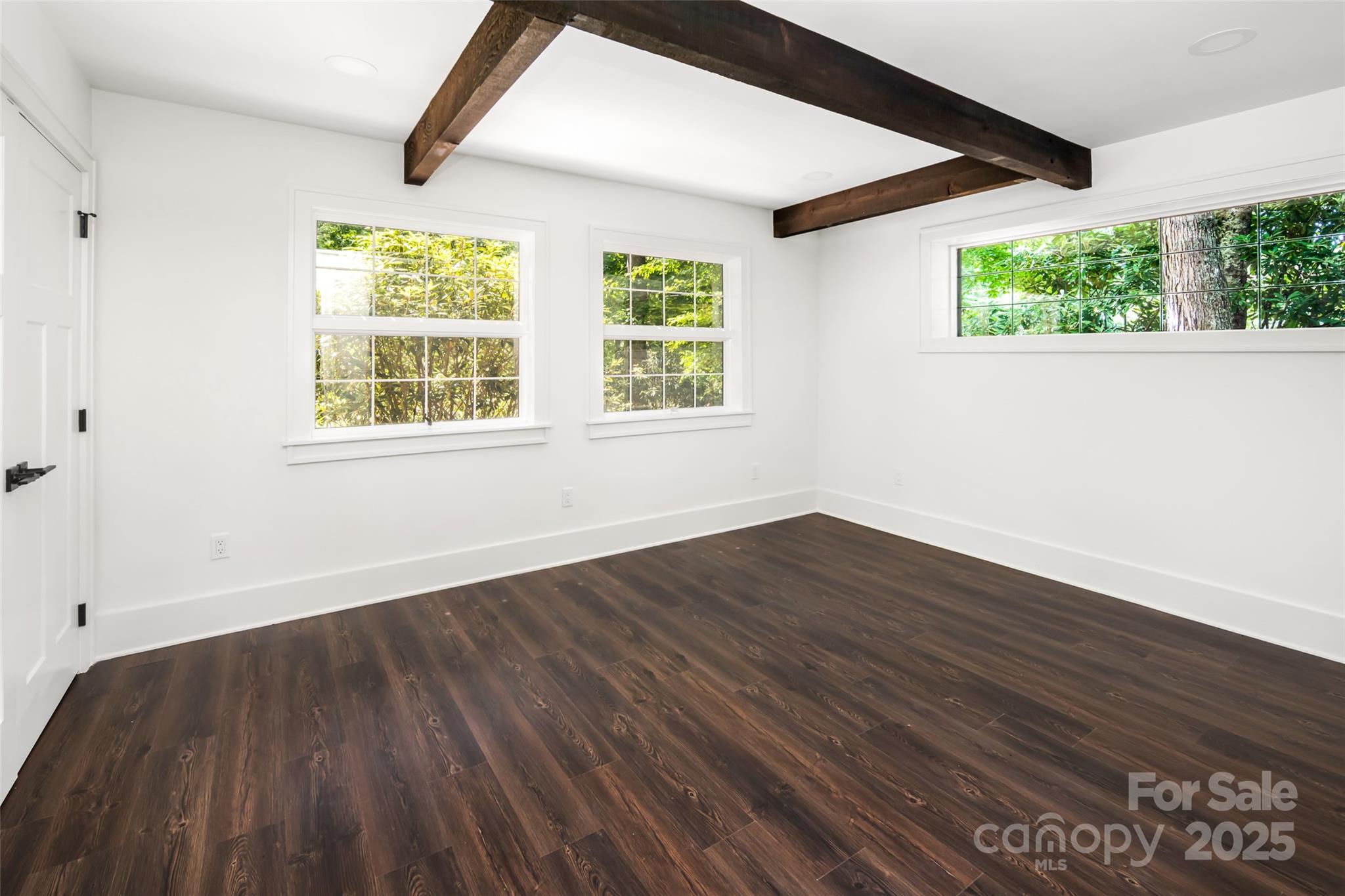 50 Turkey Trot Lane Burnsville NC 28714