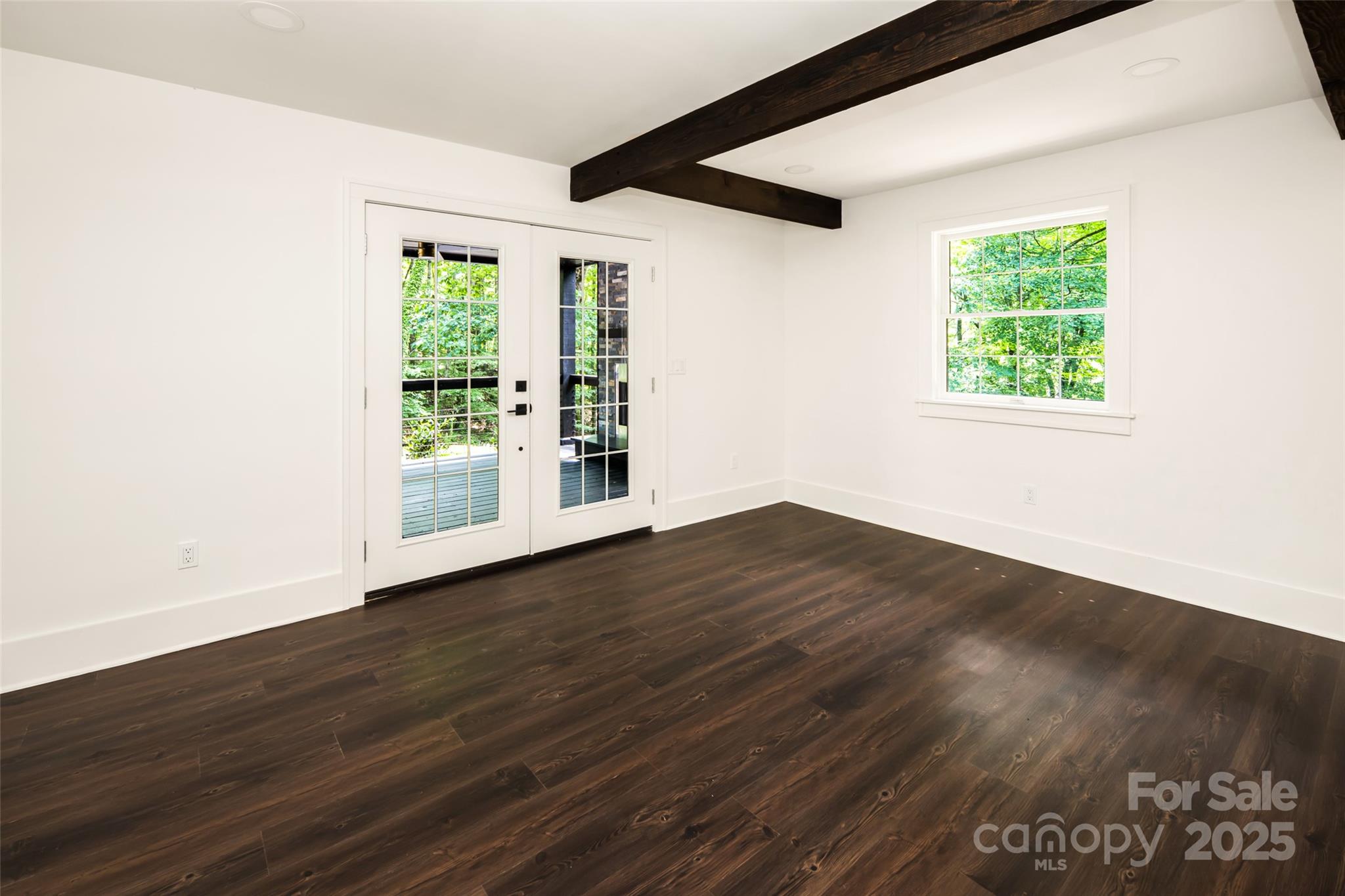 50 Turkey Trot Lane Burnsville NC 28714