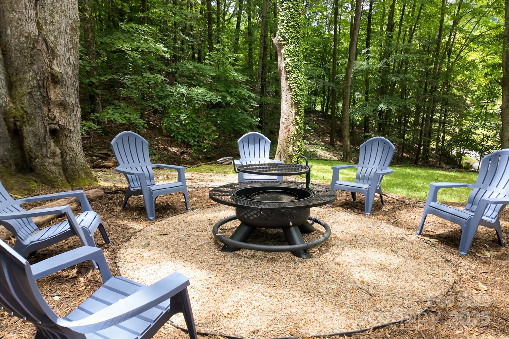 50 Turkey Trot Lane Burnsville NC 28714