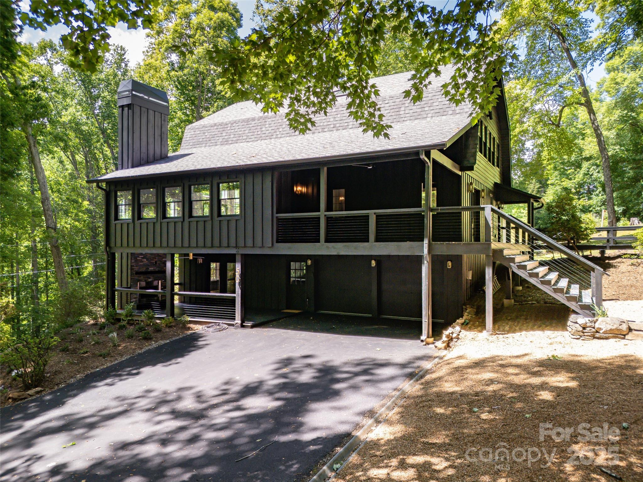 50 Turkey Trot Lane Burnsville NC 28714