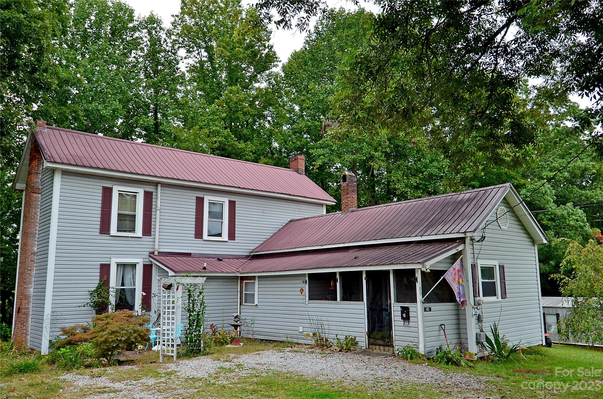 45 Hoyle Street Marion NC 28752