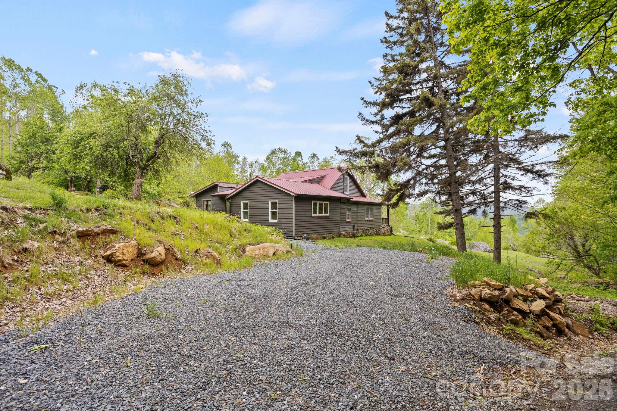 1108 Pine Root Branch Road Bakersville NC 28705