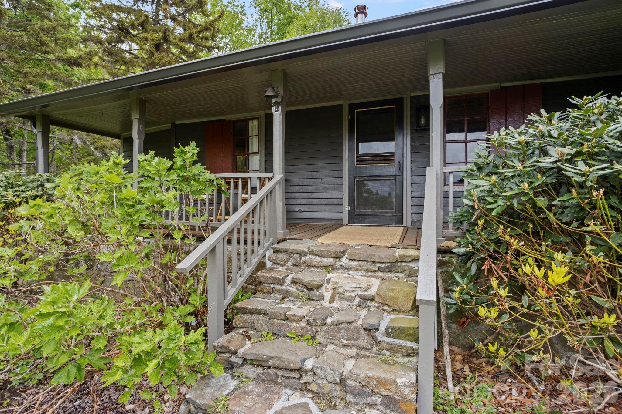 1108 Pine Root Branch Road Bakersville NC 28705