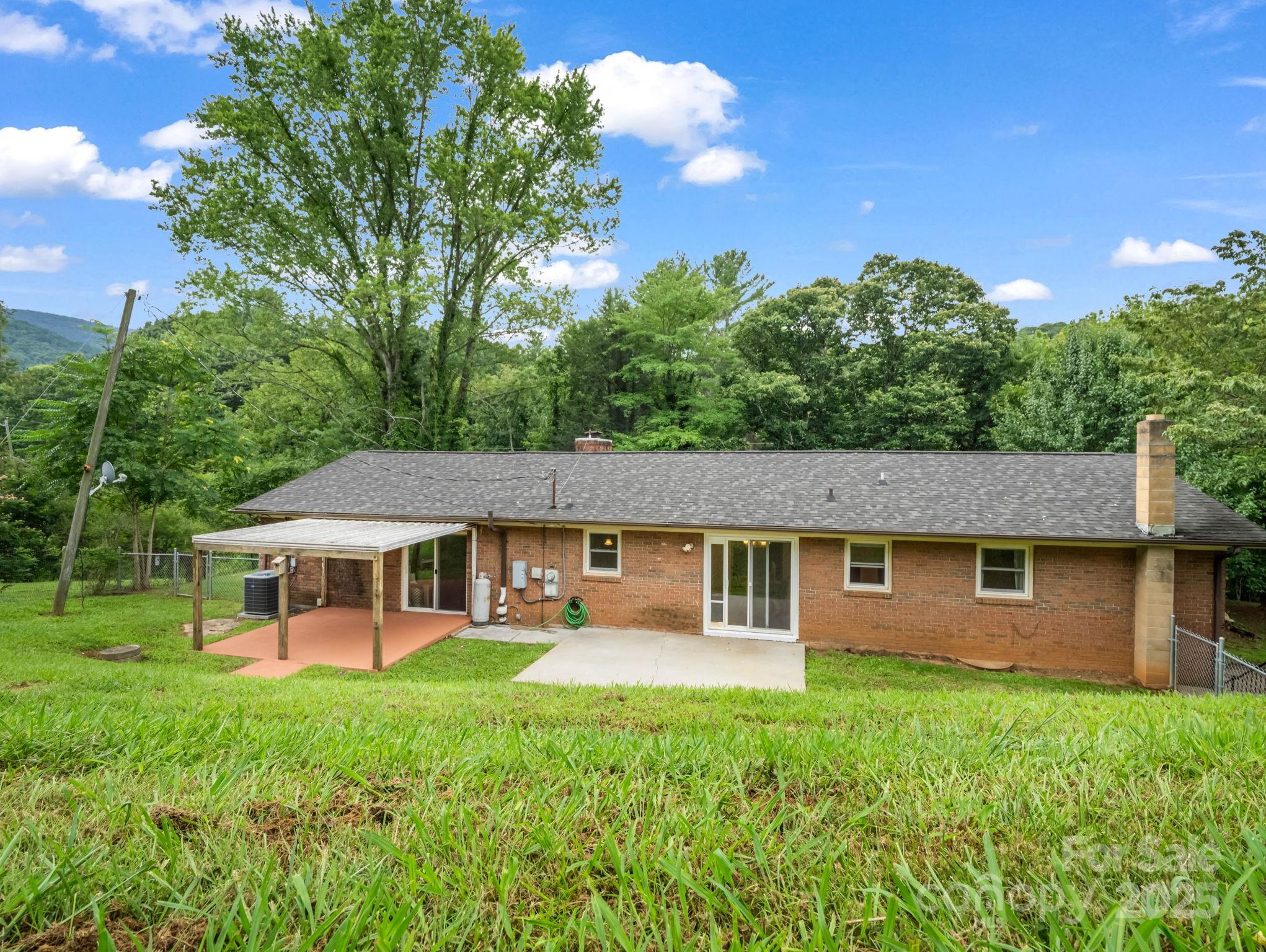 174 Christian Creek Road Swannanoa NC 28778