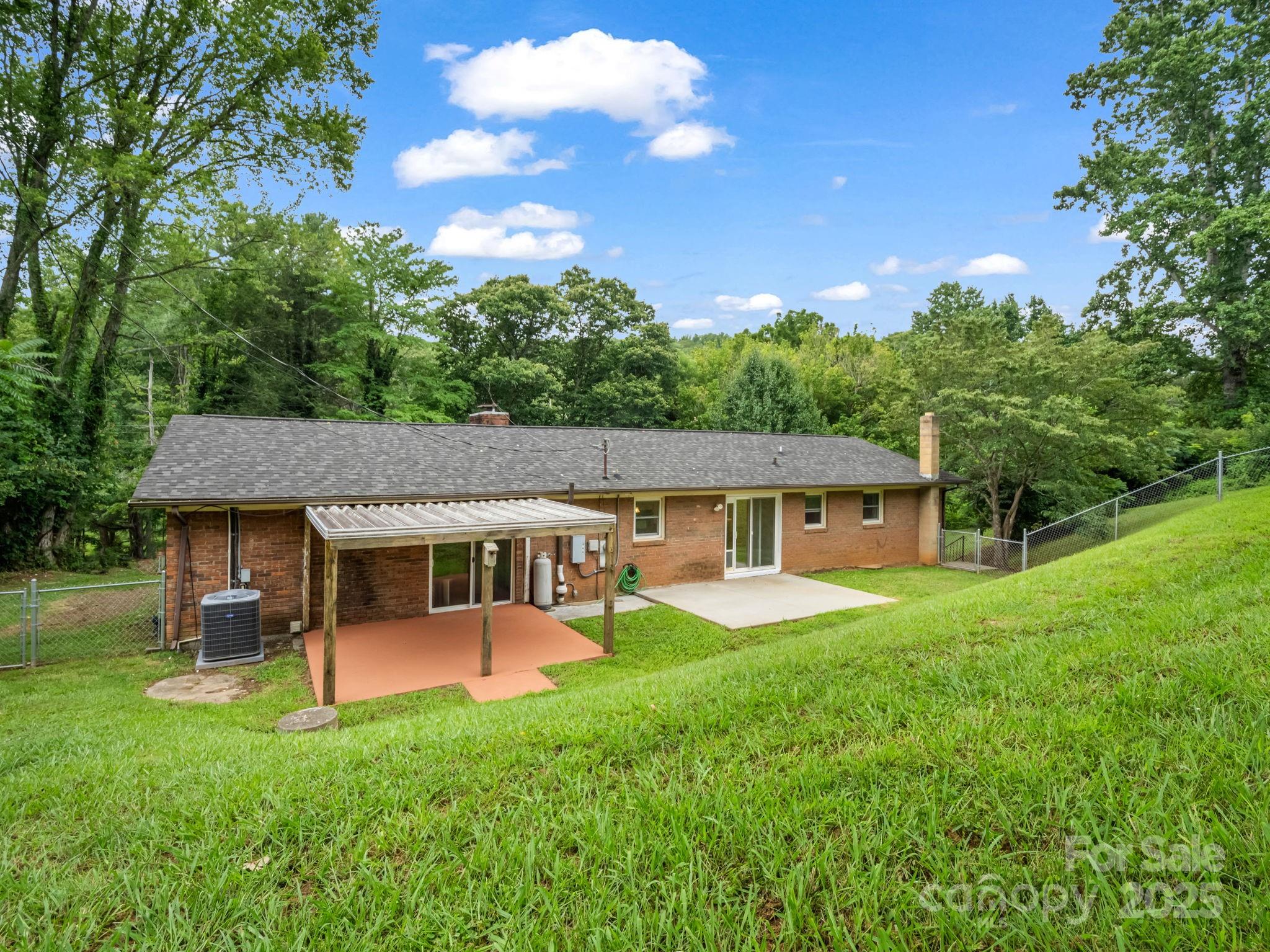 174 Christian Creek Road Swannanoa NC 28778