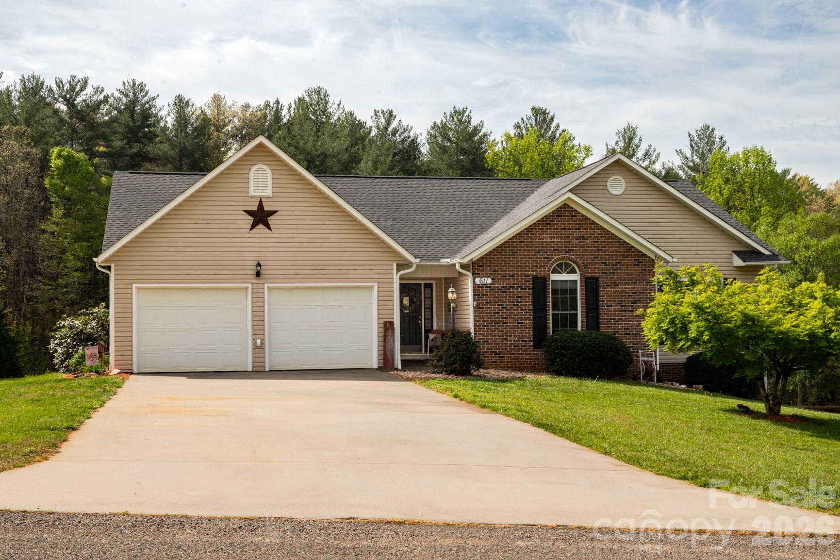 611 Briar Creek Drive North Wilkesboro NC 28659