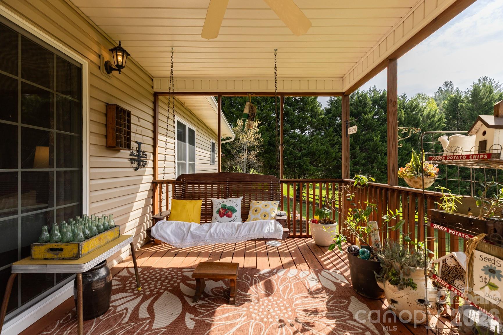 611 Briar Creek Drive North Wilkesboro NC 28659