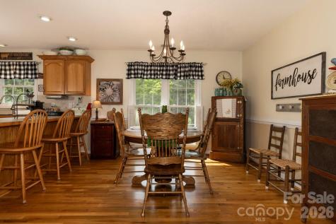 611 Briar Creek Drive North Wilkesboro NC 28659