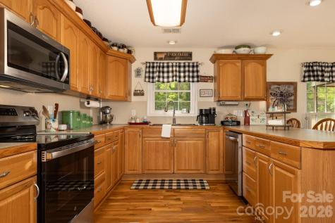611 Briar Creek Drive North Wilkesboro NC 28659