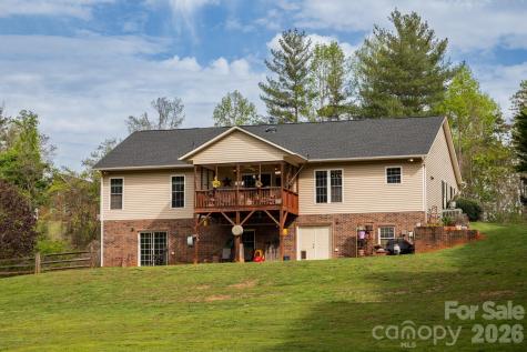 611 Briar Creek Drive North Wilkesboro NC 28659