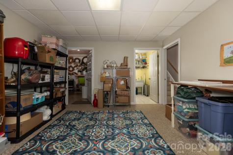 611 Briar Creek Drive North Wilkesboro NC 28659