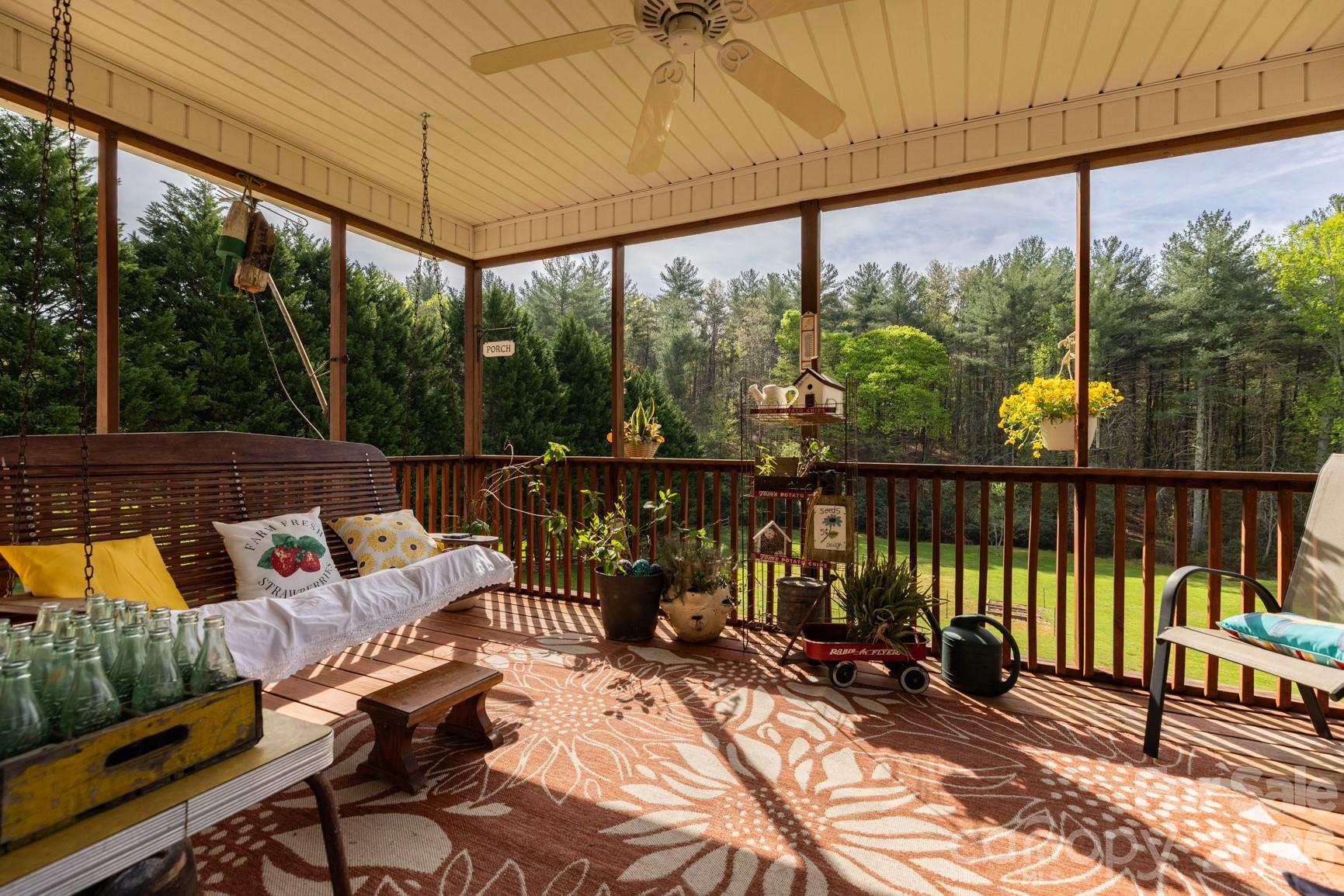 611 Briar Creek Drive North Wilkesboro NC 28659