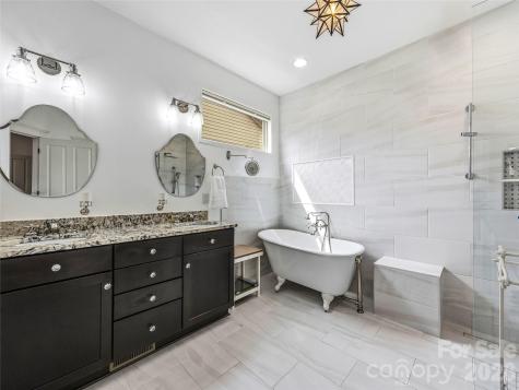 324 Fennel Dun Circle Biltmore Lake NC 28715