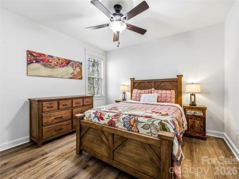 324 Fennel Dun Circle Biltmore Lake NC 28715