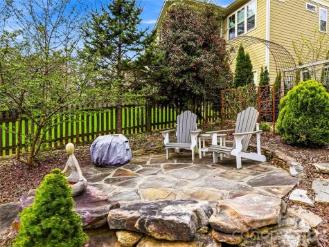 324 Fennel Dun Circle Biltmore Lake NC 28715