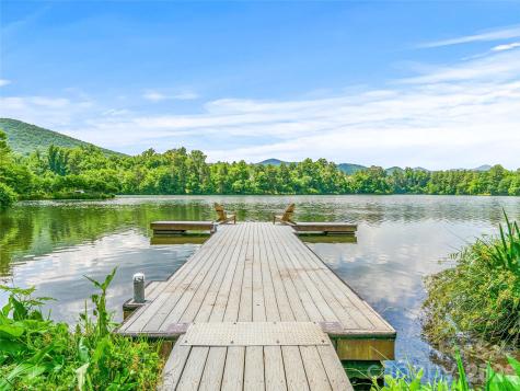 324 Fennel Dun Circle Biltmore Lake NC 28715