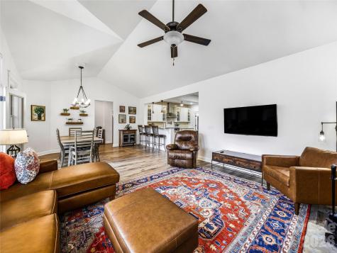 324 Fennel Dun Circle Biltmore Lake NC 28715