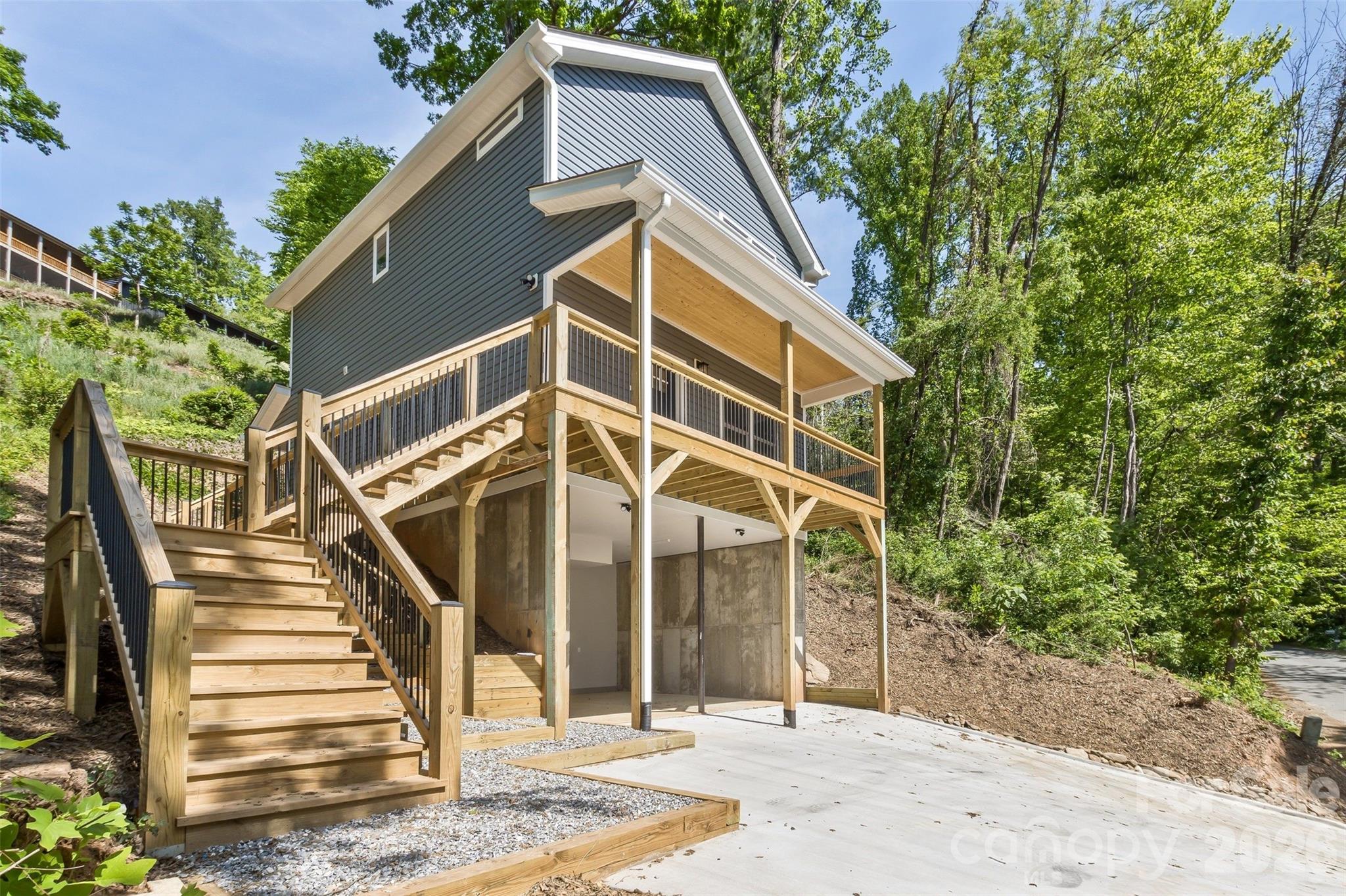 113 Caledonia Road Asheville NC 28803