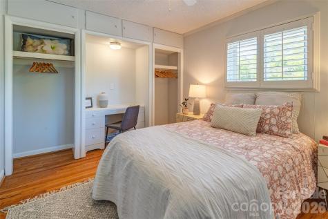 124 Evelyn Place Asheville NC 28801