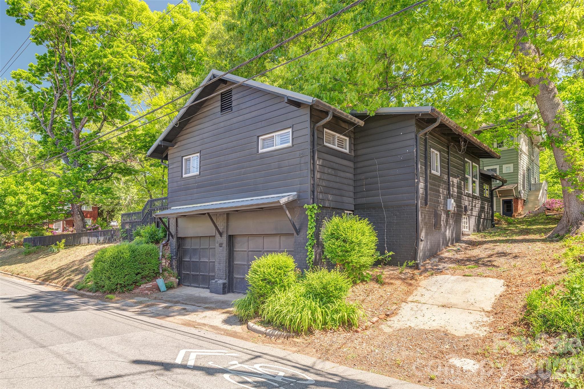 124 Evelyn Place Asheville NC 28801