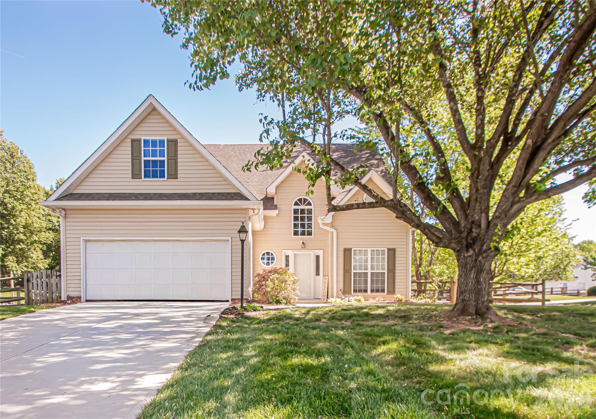 1621 Mountain Ashe Court Matthews NC 28105