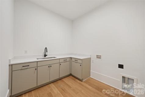 1511 Waverly Avenue Charlotte NC 28203