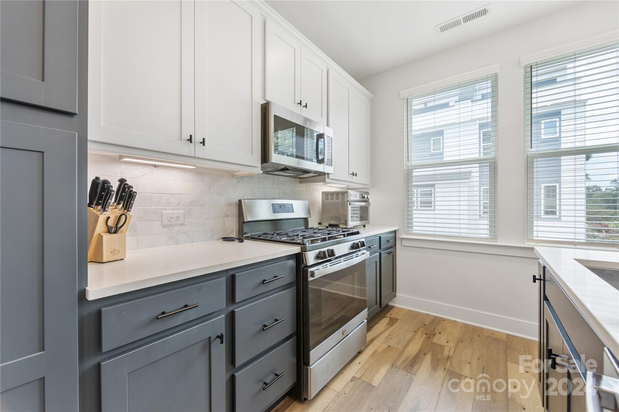1245 Lomax Avenue Charlotte NC 28211