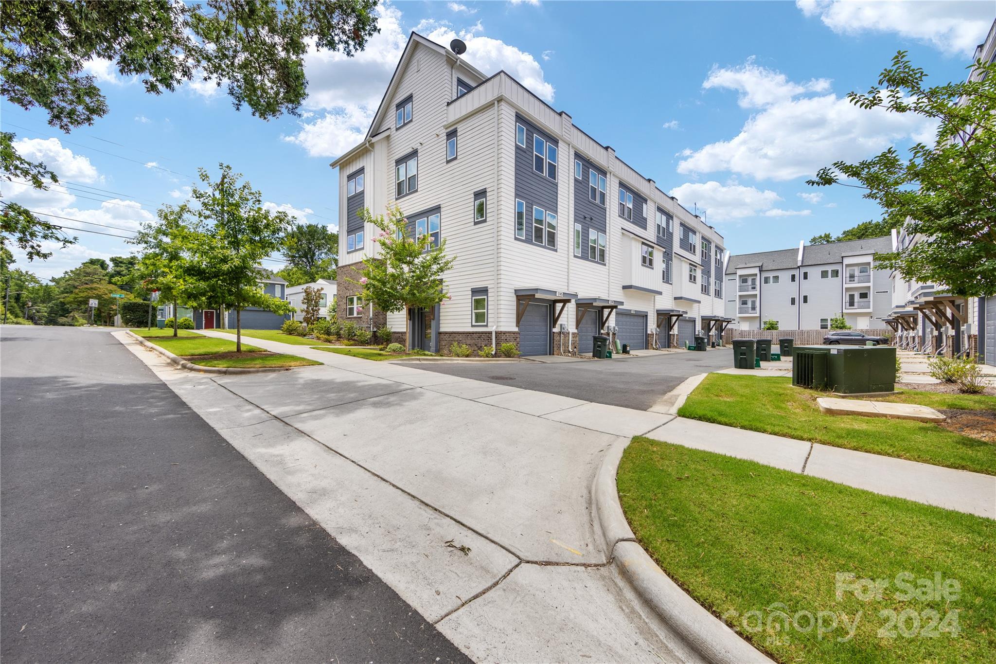 1245 Lomax Avenue Charlotte NC 28211