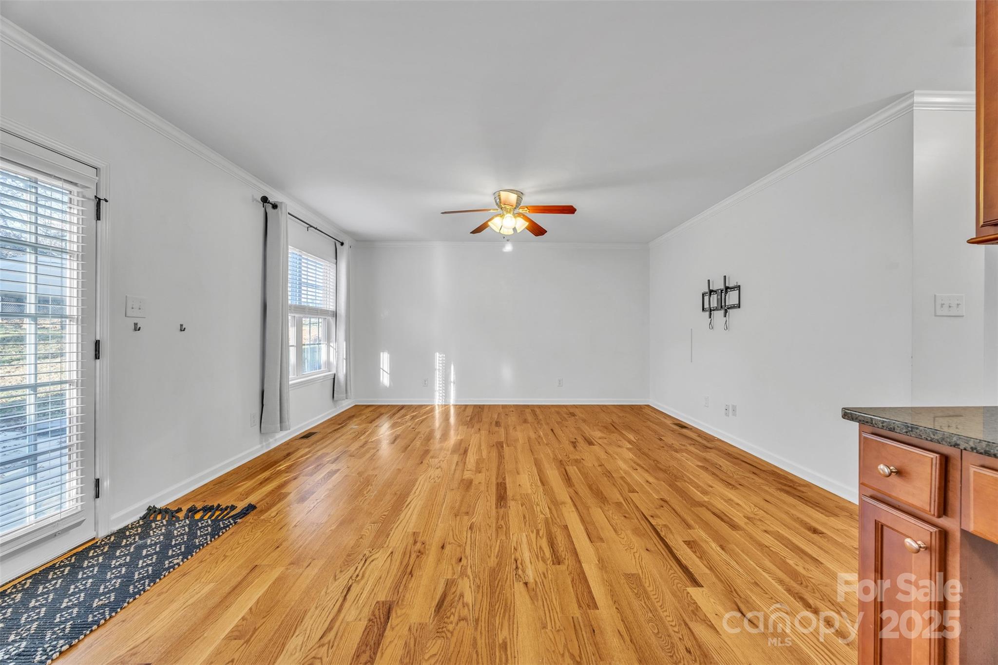 312 Oak Knoll Hildebran NC 28637