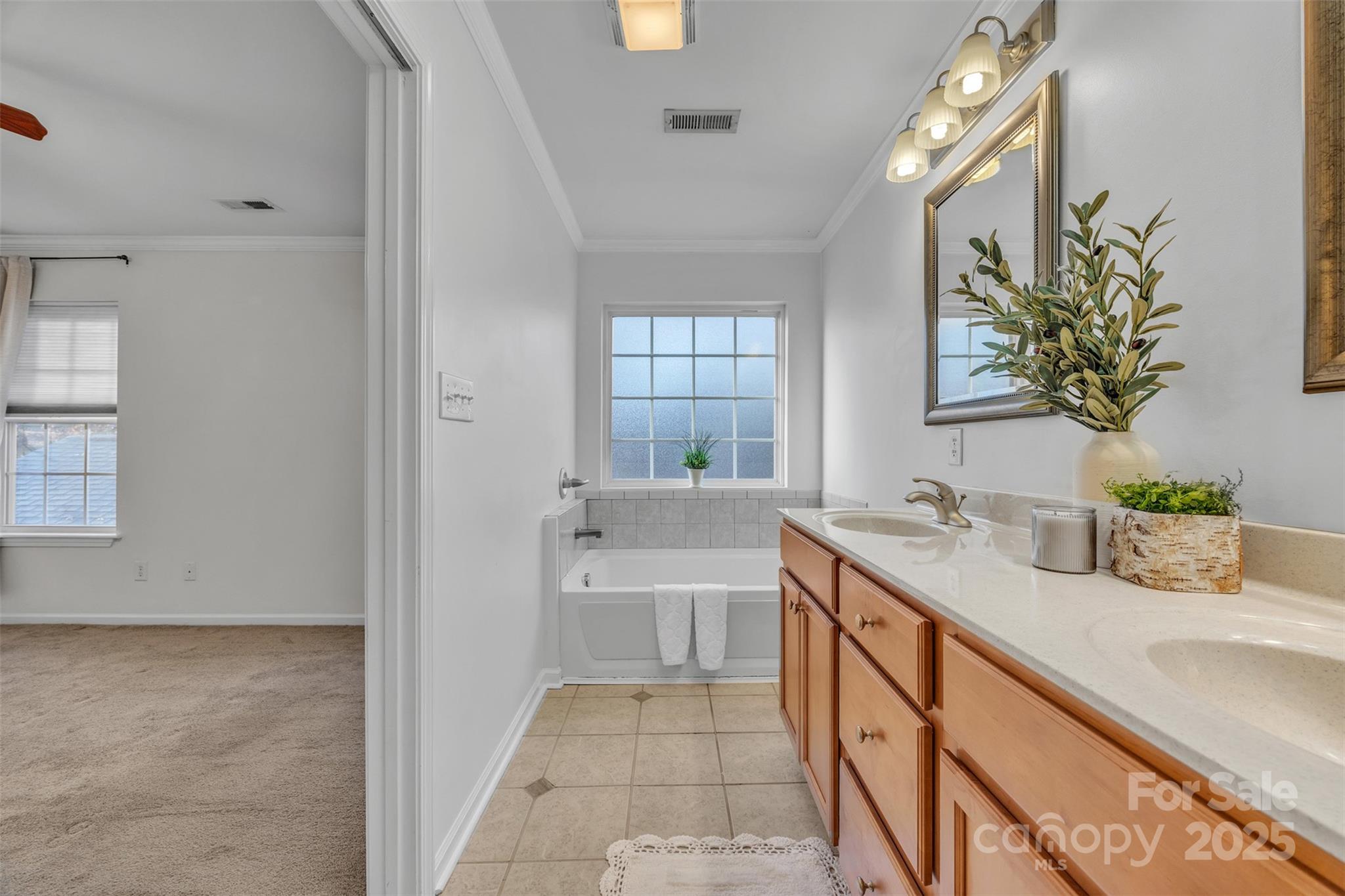 312 Oak Knoll Hildebran NC 28637