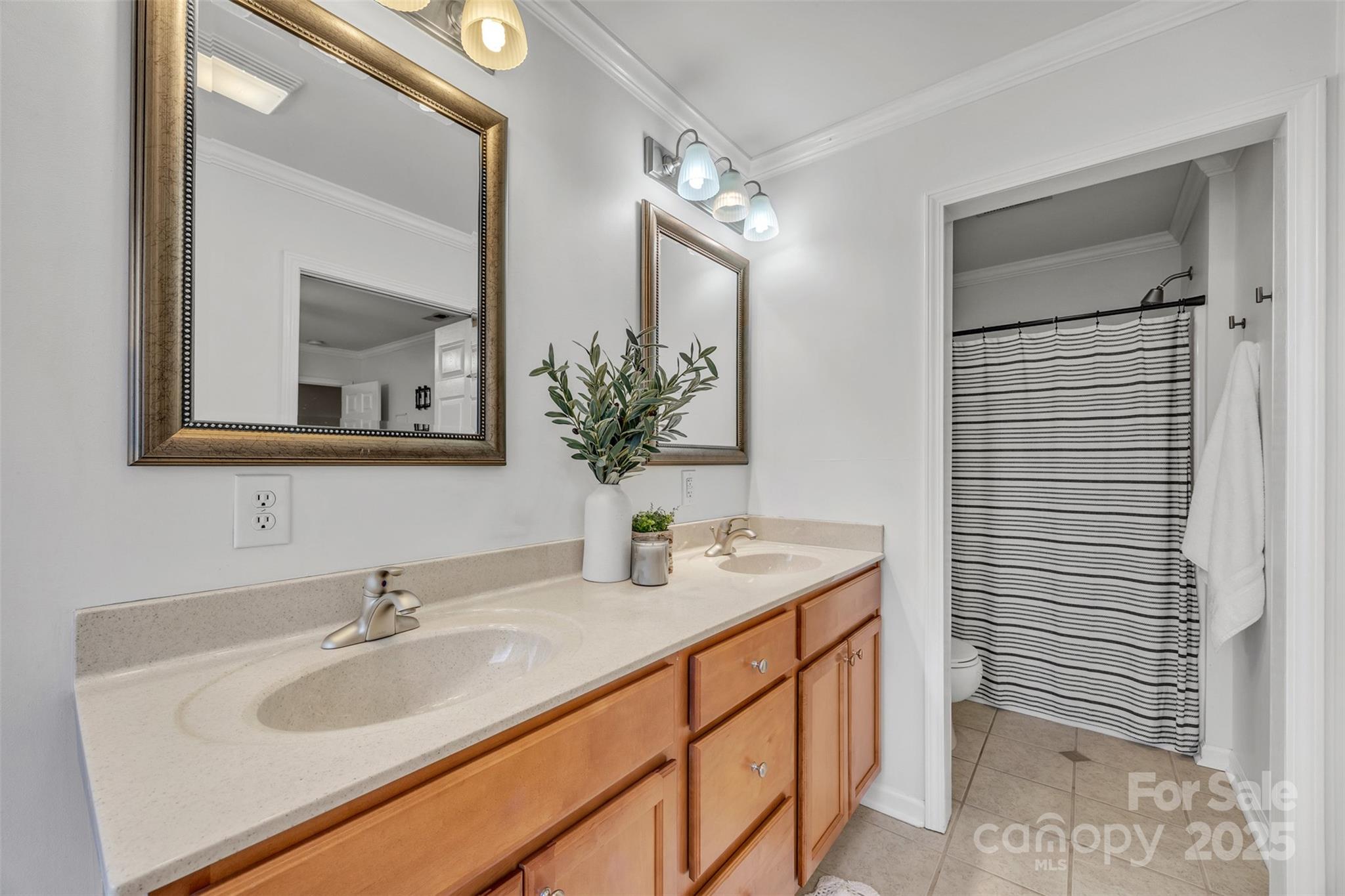312 Oak Knoll Hildebran NC 28637