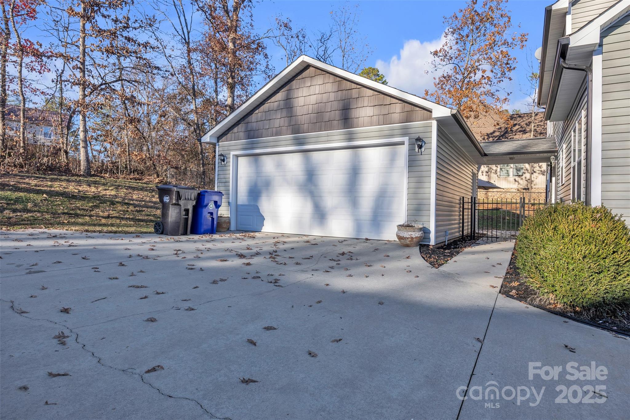 312 Oak Knoll Hildebran NC 28637