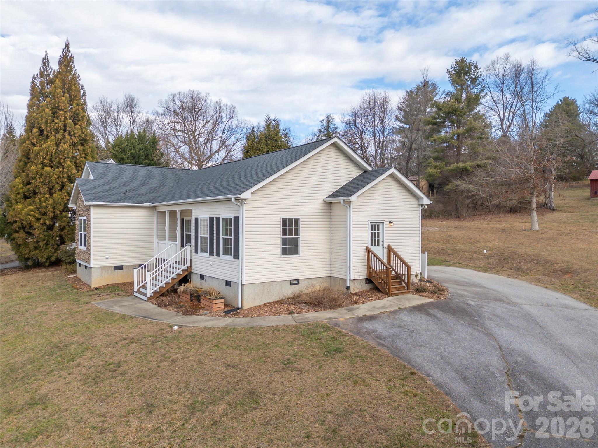 97 Meadowview Drive Saluda NC 28773