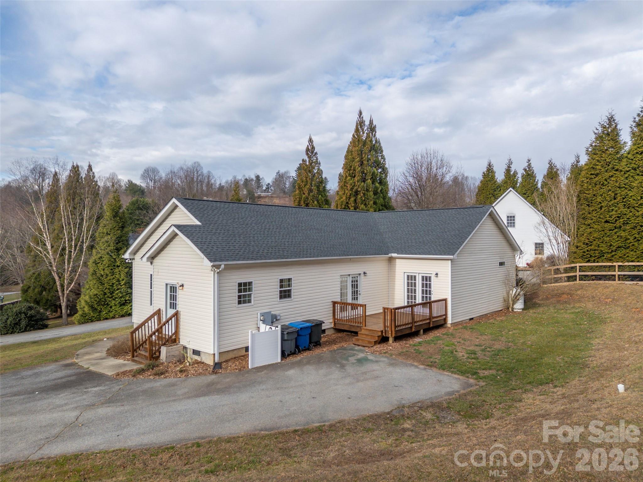 97 Meadowview Drive Saluda NC 28773