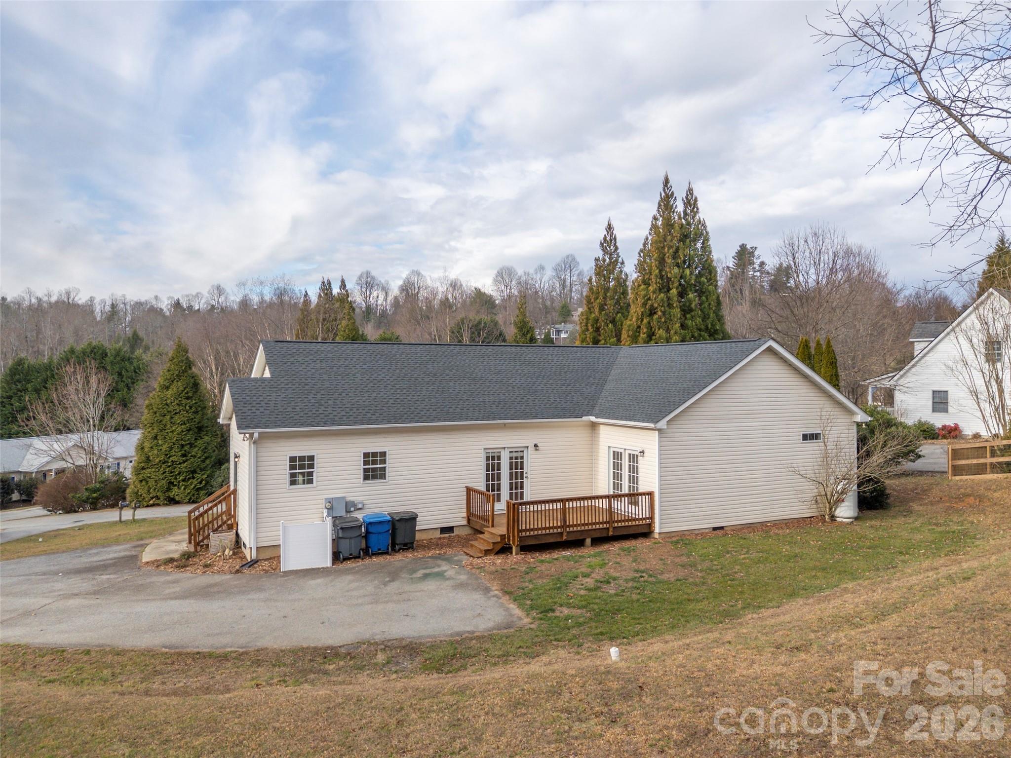 97 Meadowview Drive Saluda NC 28773