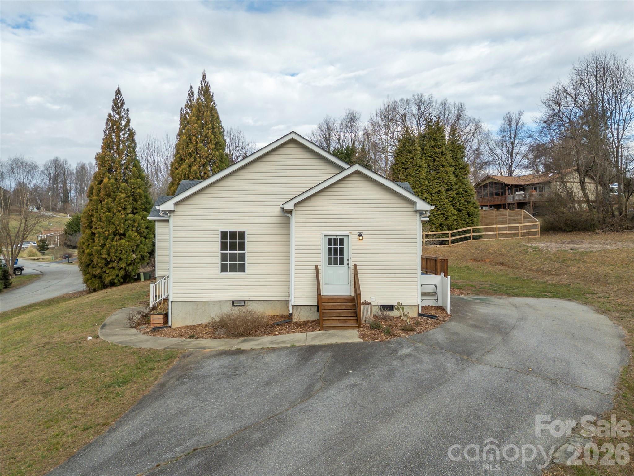 97 Meadowview Drive Saluda NC 28773