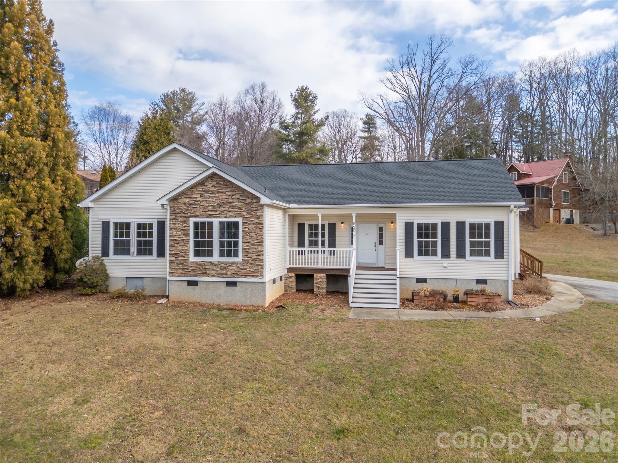 97 Meadowview Drive Saluda NC 28773