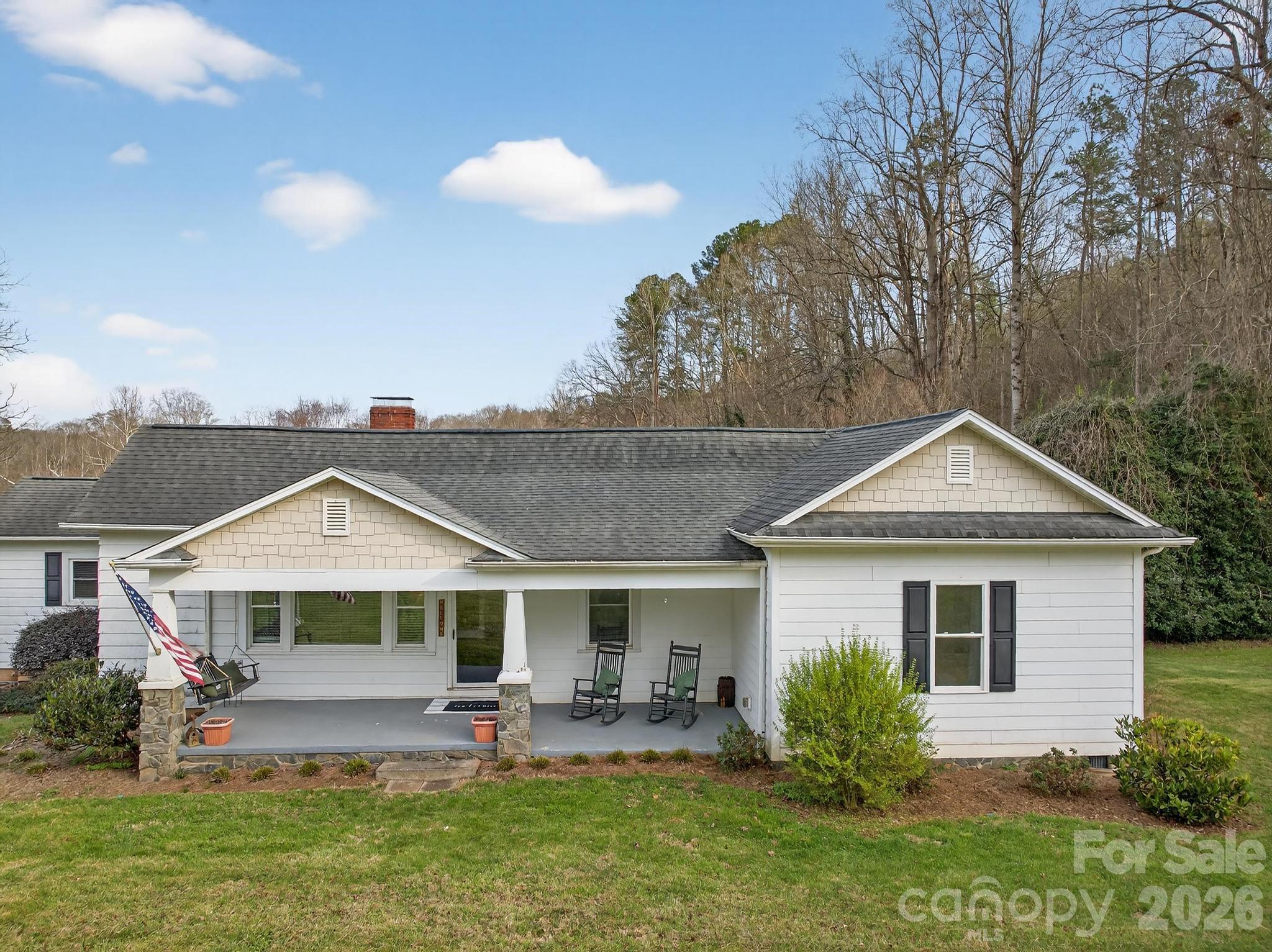 343 Hoyles Creek Road Dallas NC 28034