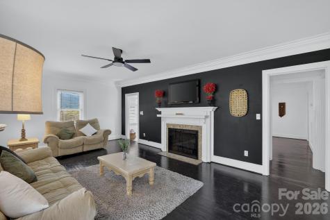 343 Hoyles Creek Road Dallas NC 28034