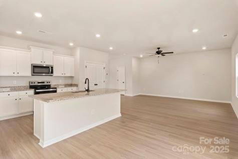 1041 Russell Drive Winston Salem NC 27127