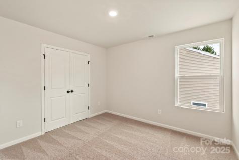 1041 Russell Drive Winston Salem NC 27127